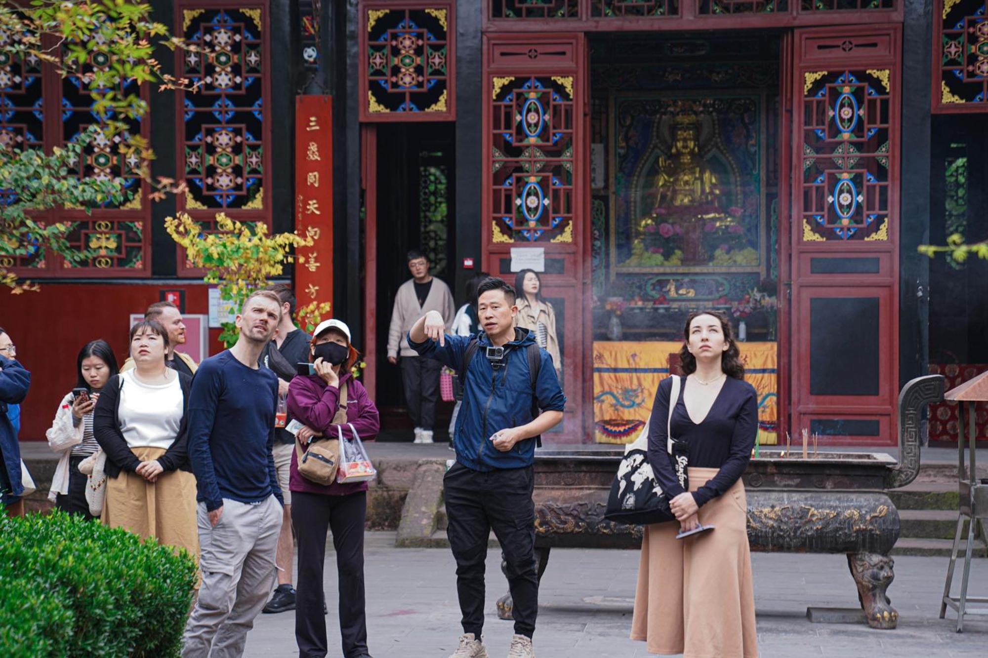 Chengdu Mix Hostel Courtyard Poshpacker Exterior foto